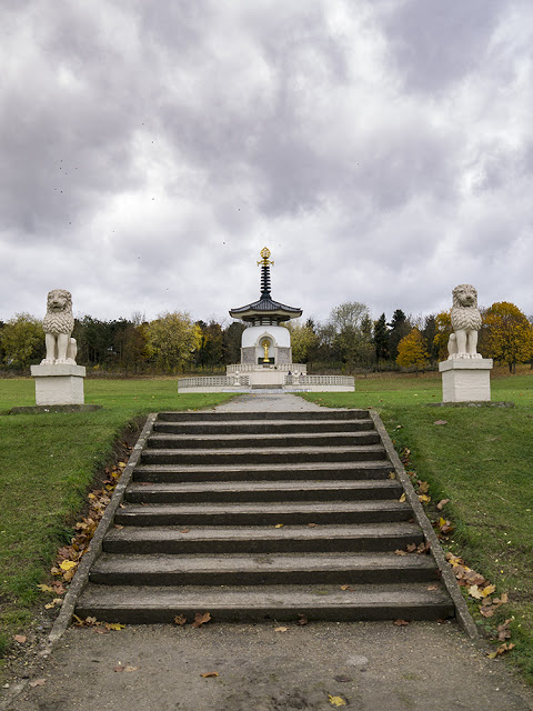 Straight view of Peace Pagoda, Rain Clouds Coming in
