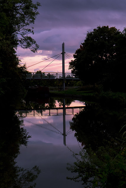 Sunset in New Bradwell by the Grand Union Canal